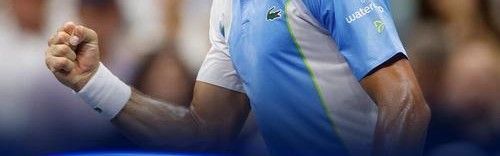  梅德韦杰夫直落三盘卫冕成功