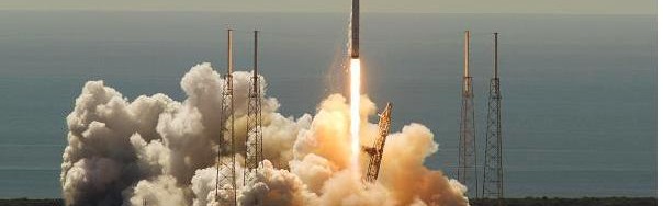  火箭联盟车球大战升级，空中特技决胜毫厘之间  