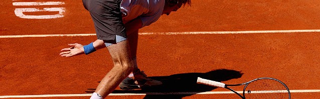  蒂姆底线相持显威力克名将成功复仇