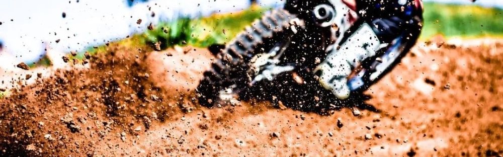  贾巴尔攻防俱佳，迪拜免税网球锦标赛封后