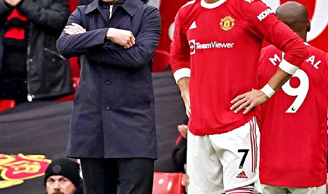  曼联年轻阵容遇挫，客场不敌传统劲旅  