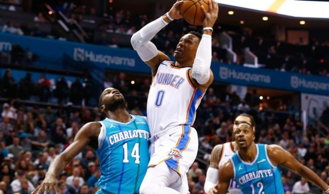  黄蜂鲍尔全面发挥战胜奇才队