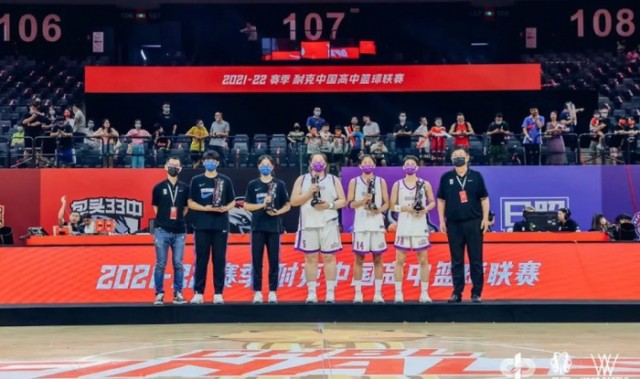  高芙决胜局爆发，奥克兰站斩获新赛季开门红