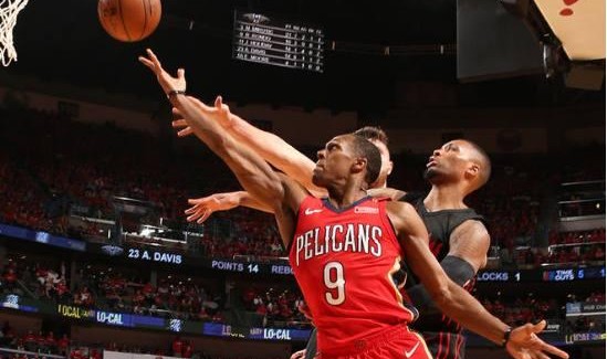  篮球评论员犀利点评，深度解读比赛走向