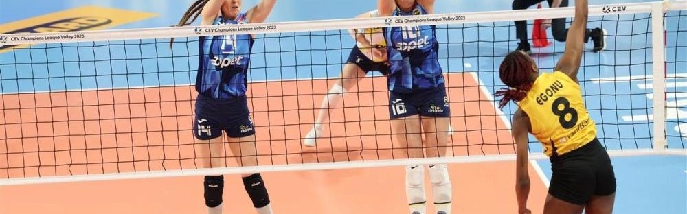  贝雷蒂尼发球上网，鹿特丹站打破冠军荒