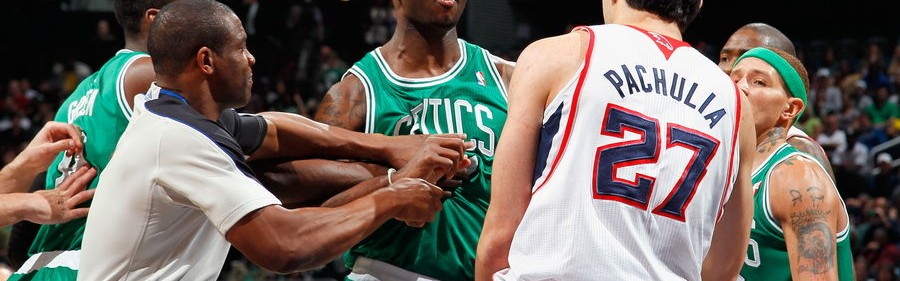  布克末节独得15分，太阳逆转战胜爵士队