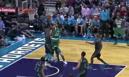  佛罗伦萨防守反击，主场力克强敌  