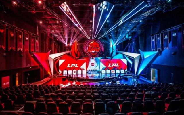  电竞训练基地升级打造专业环境  