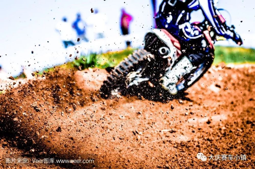  贾巴尔攻防俱佳，迪拜免税网球锦标赛封后