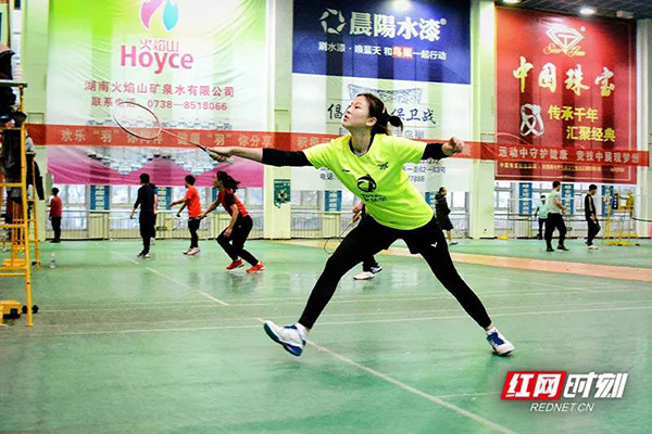  街球高手齐聚一堂，民间赛事掀起热潮