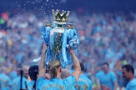 球迷文化薪火相传,助威声浪震撼绿茵场 球迷文化薪火相传,助威声浪震撼绿茵场